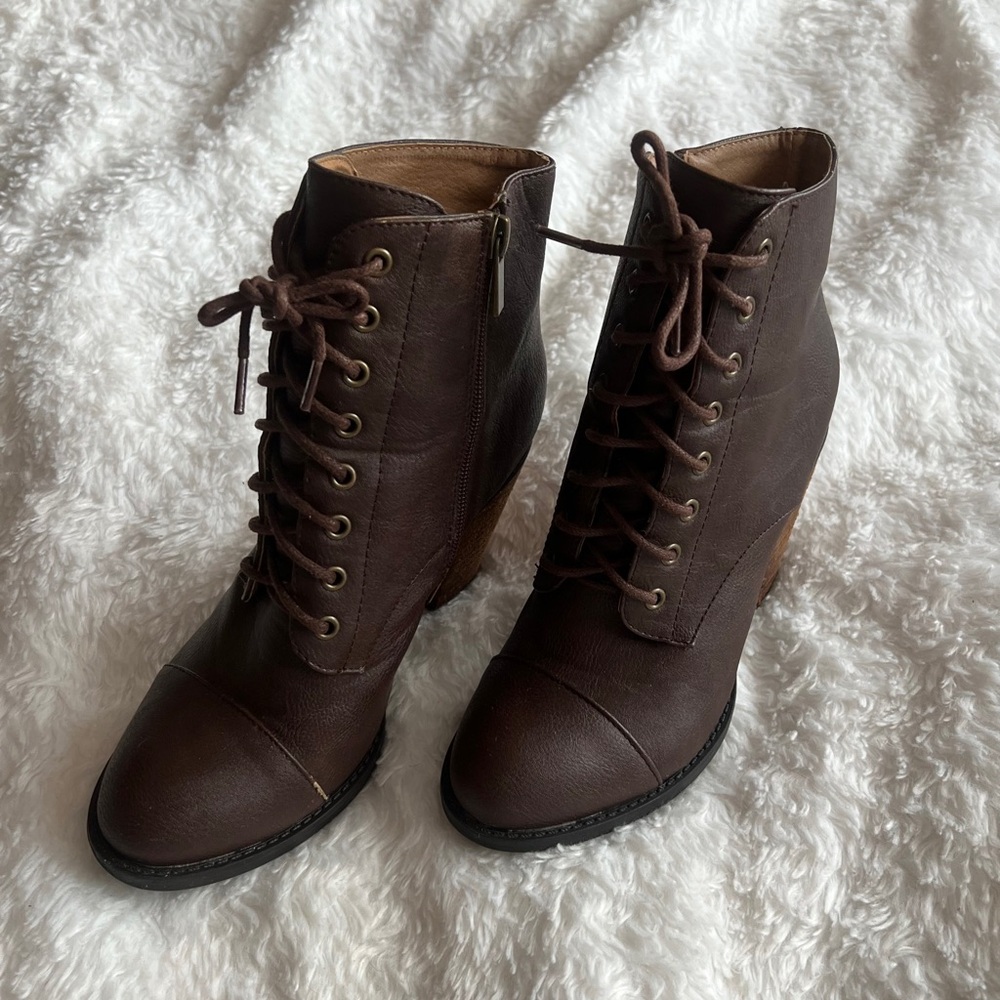 Booties - Picture 4 of 4